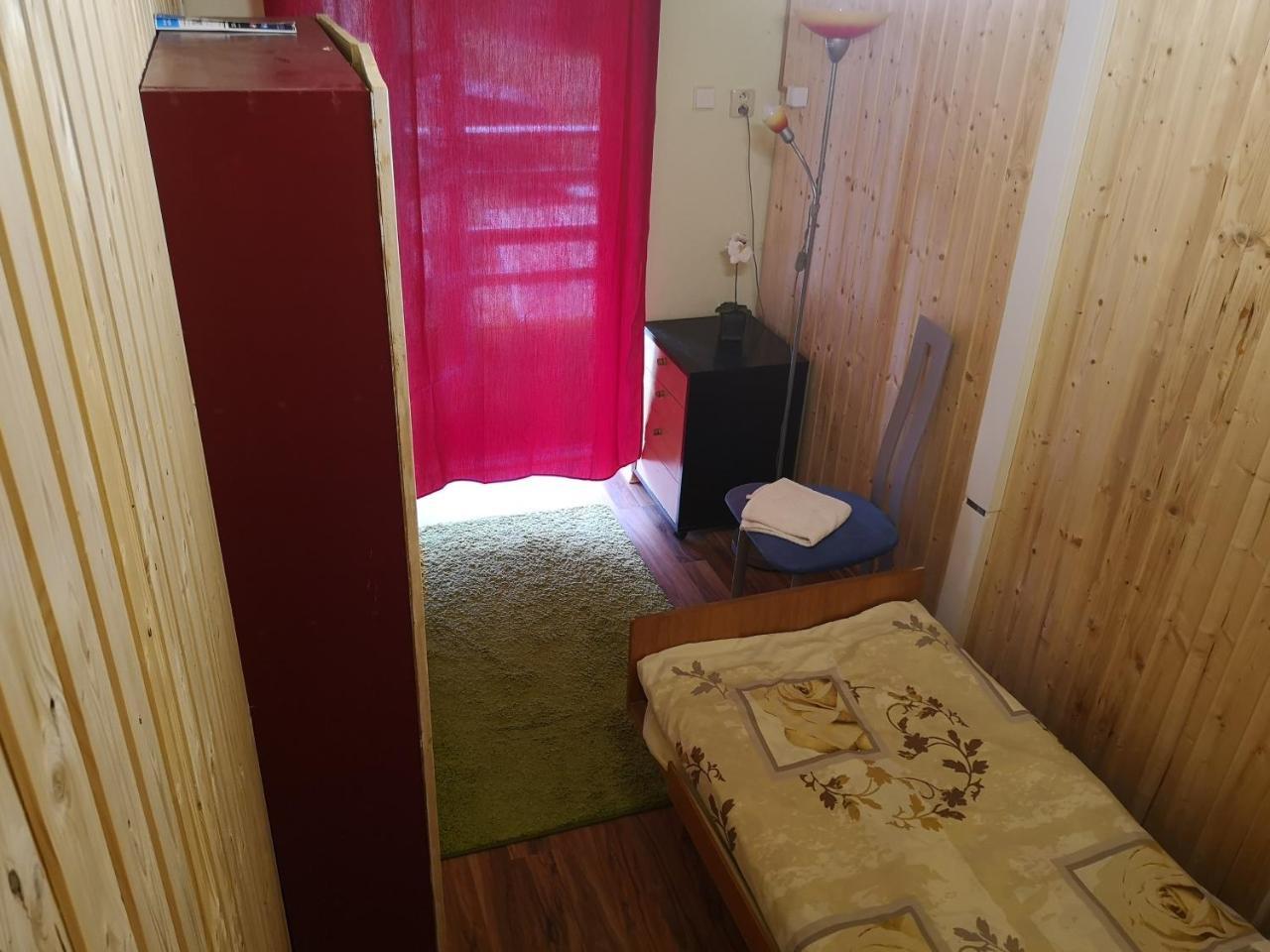 Kempink U Serifa Protivín Extérieur photo
